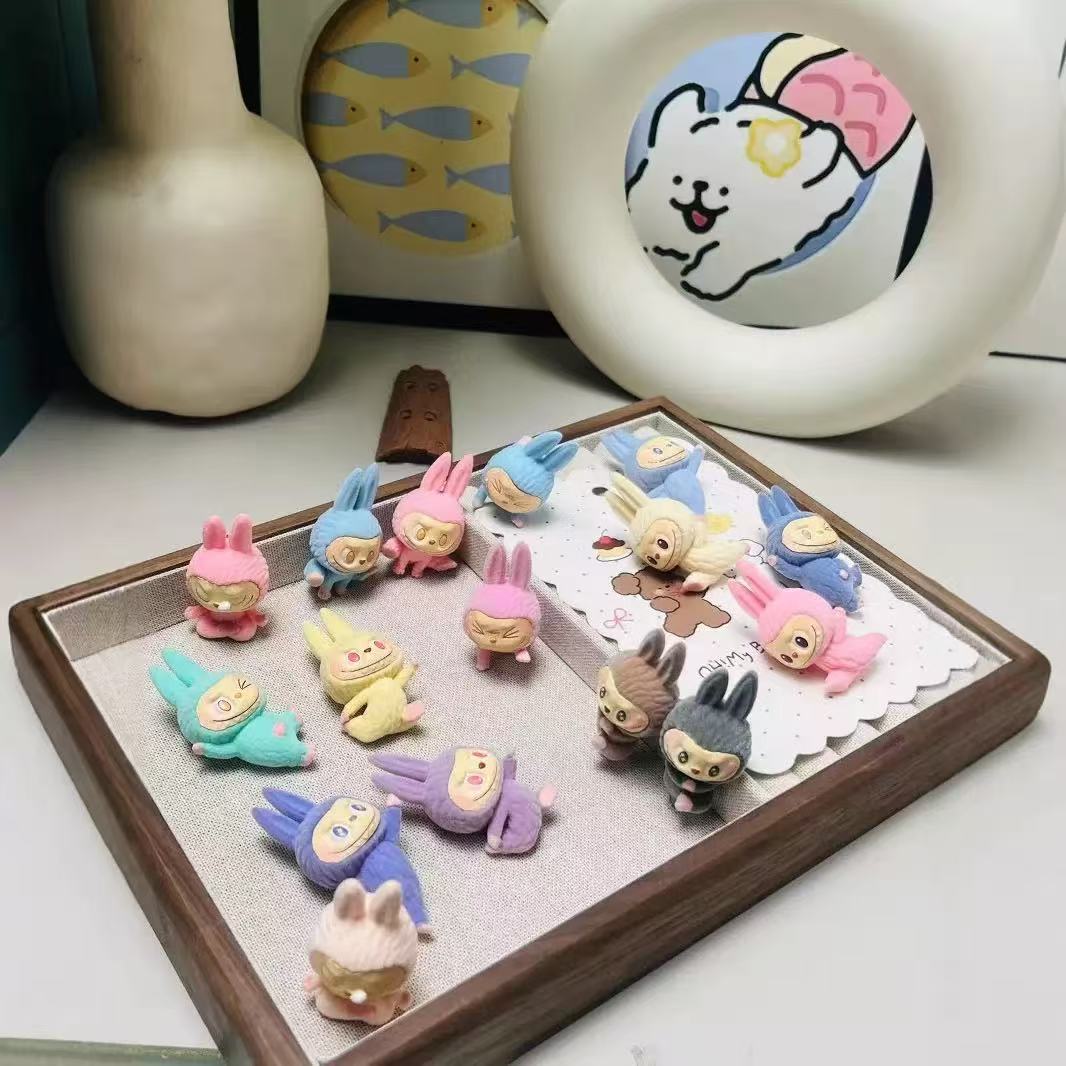 【Mia】Labubu Carving 10 colours card Lucky bags Collection (arrive about 7-12 days)