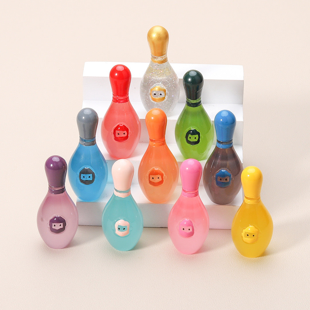 【Mia】Non-Animal Series Carvings 10 colours card Lucky bags (arrive about 7-12 days)