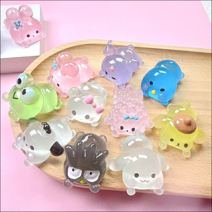 【 Mia】Luminous various Sanrio collection 10 colours card Lucky bags (arrive about 7-12 days)