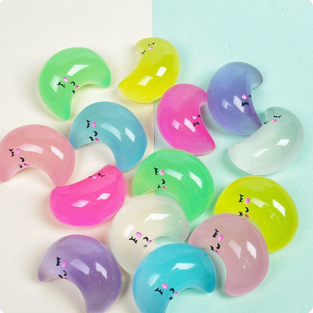 【Mia】Non-Animal Series Carvings 10 colours card Lucky bags (arrive about 7-12 days)