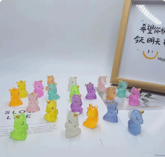【Vivi】Animal Series Carvings 10 colours card Lucky bags (arrive about 7-12 days)