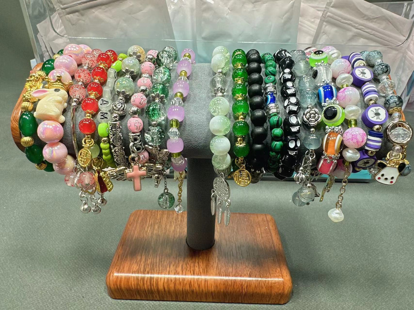 【 Vivi】  Bracelets  and  bead  Lucky bags  link   (arrive about 7-12 days)