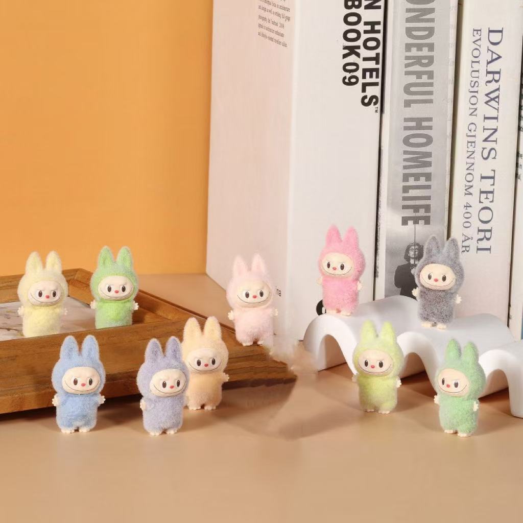 【Mia】Labubu Carving 10 colours card Lucky bags Collection (arrive about 7-12 days)