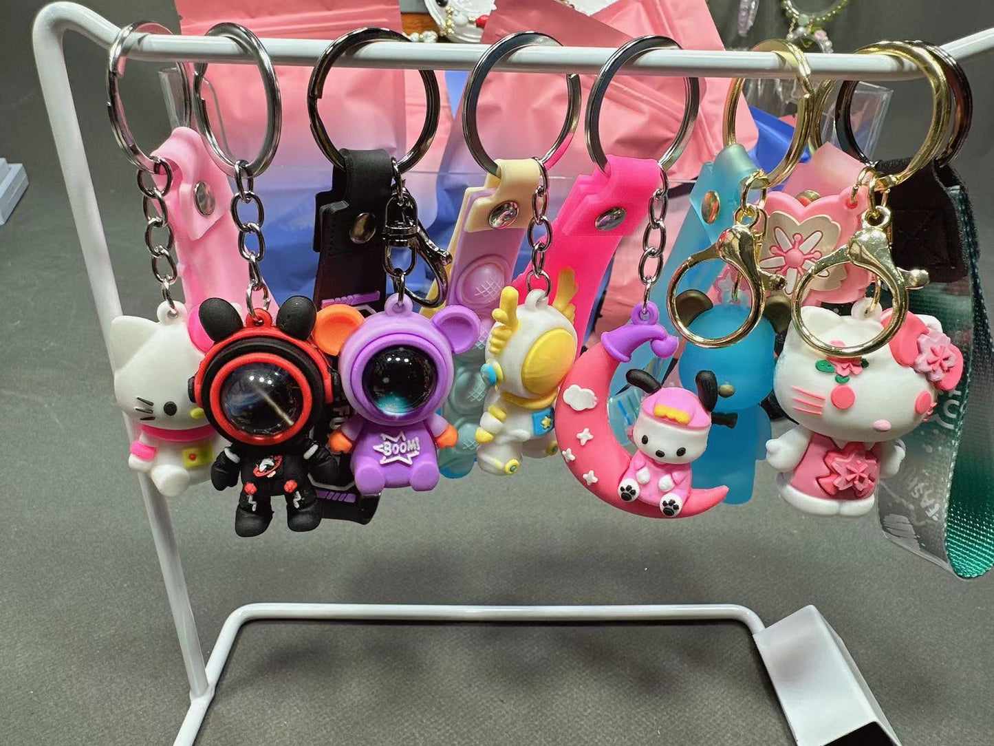 【 Doris 】Key &phone chain and long chain  lucky bags   (arrive about 7-12 days)